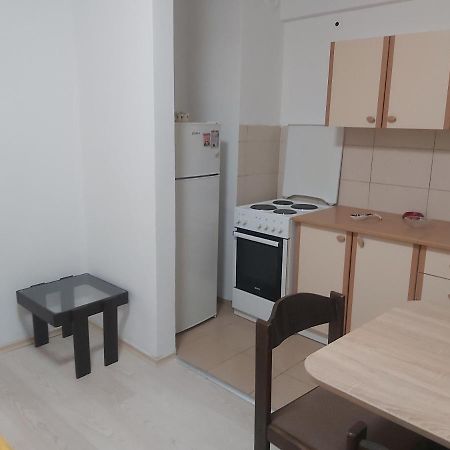 Mia Apartment Скопие Екстериор снимка