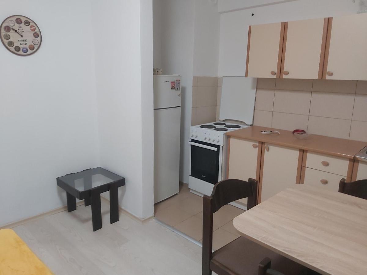 Mia Apartment Скопие Екстериор снимка